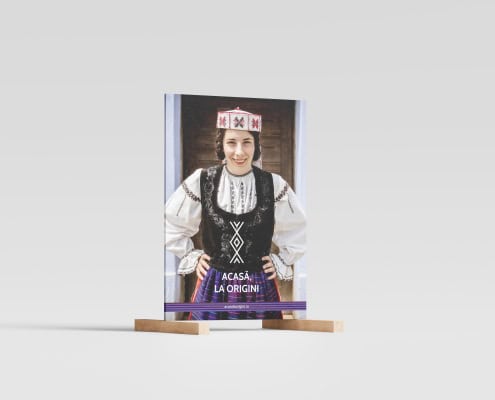 Acasa la Origini branding design website La Blouse Roumaine IA18