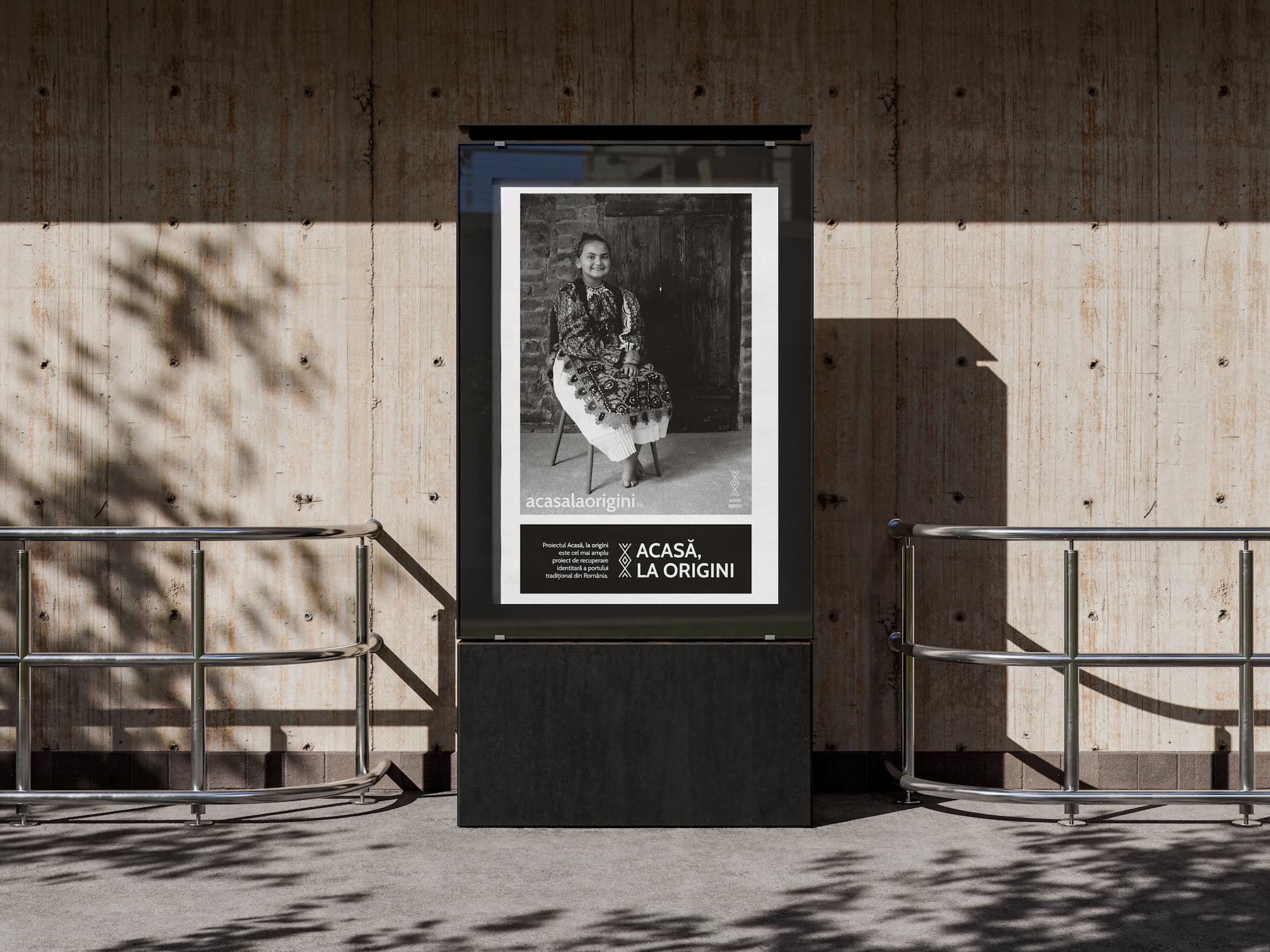 Home, at the Origins, branding, design, website - La Blouse Roumaine, IA, Toud